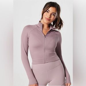 NWT Fabletics Cropped Seamless Rib Full-Zip in Misty Mauve (M)